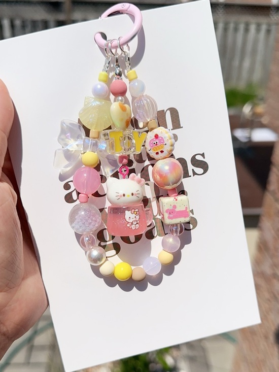 Hello Kitty Accessories - Hello Kitty Charm Keychain - Pink Yellow Pastel